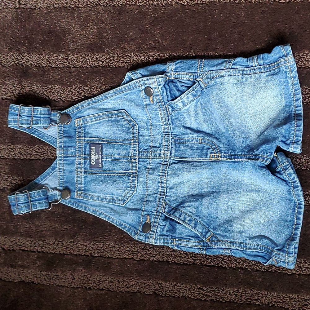 EUC OSHKOSH SHORTALL